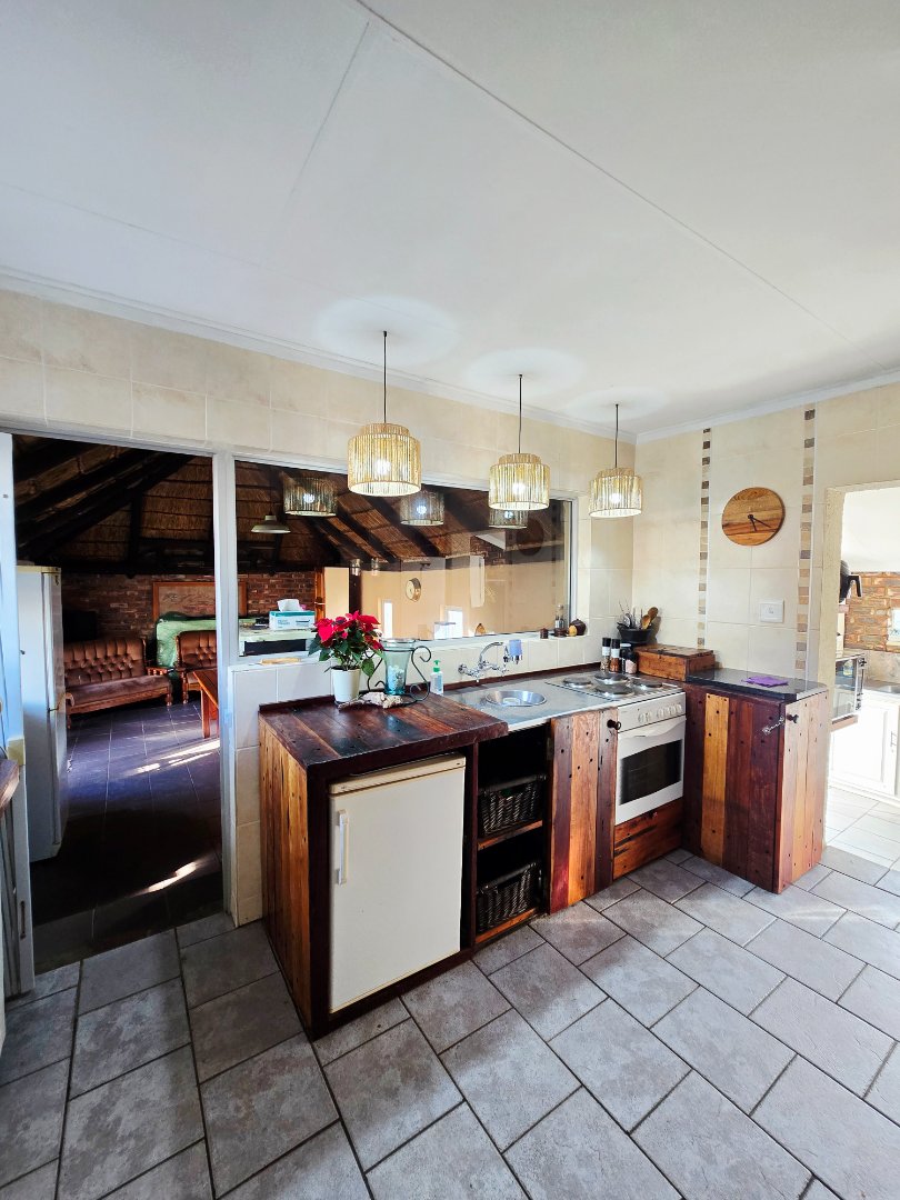  Bedroom Property for Sale in Flimieda North West